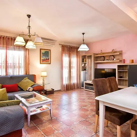 Tuanfitrion Loarte Apartment Granada