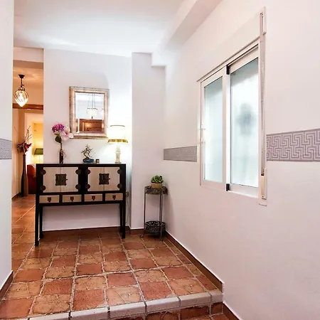 Tuanfitrion Loarte Apartment Granada